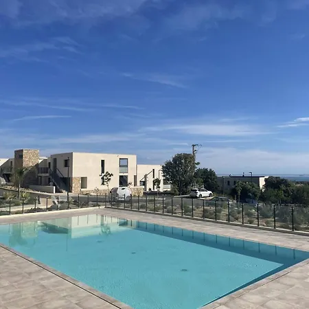 Dans Avec Piscine Apartmán Calvi (Corsica)