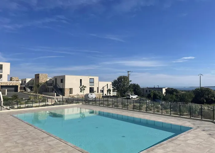 Dans Avec Piscine Apartmán Calvi (Corsica)